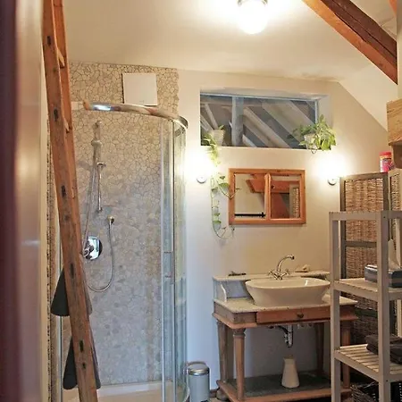 Rustikales Ferienhaus In Ruhiger Und Idyllischer Lage Prázdninový dům *